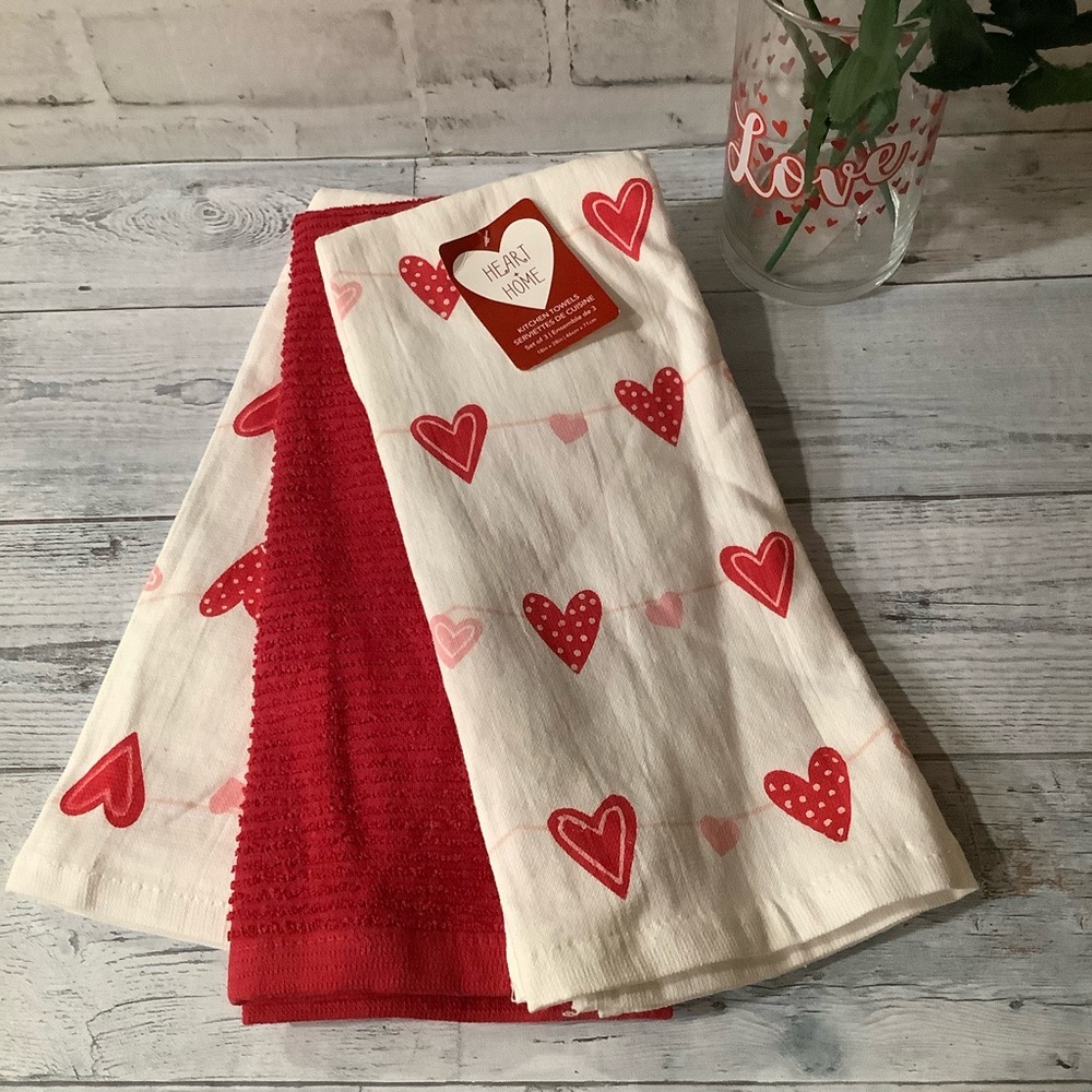 Heart & Home 3PK. Valentine Kitchen Towels